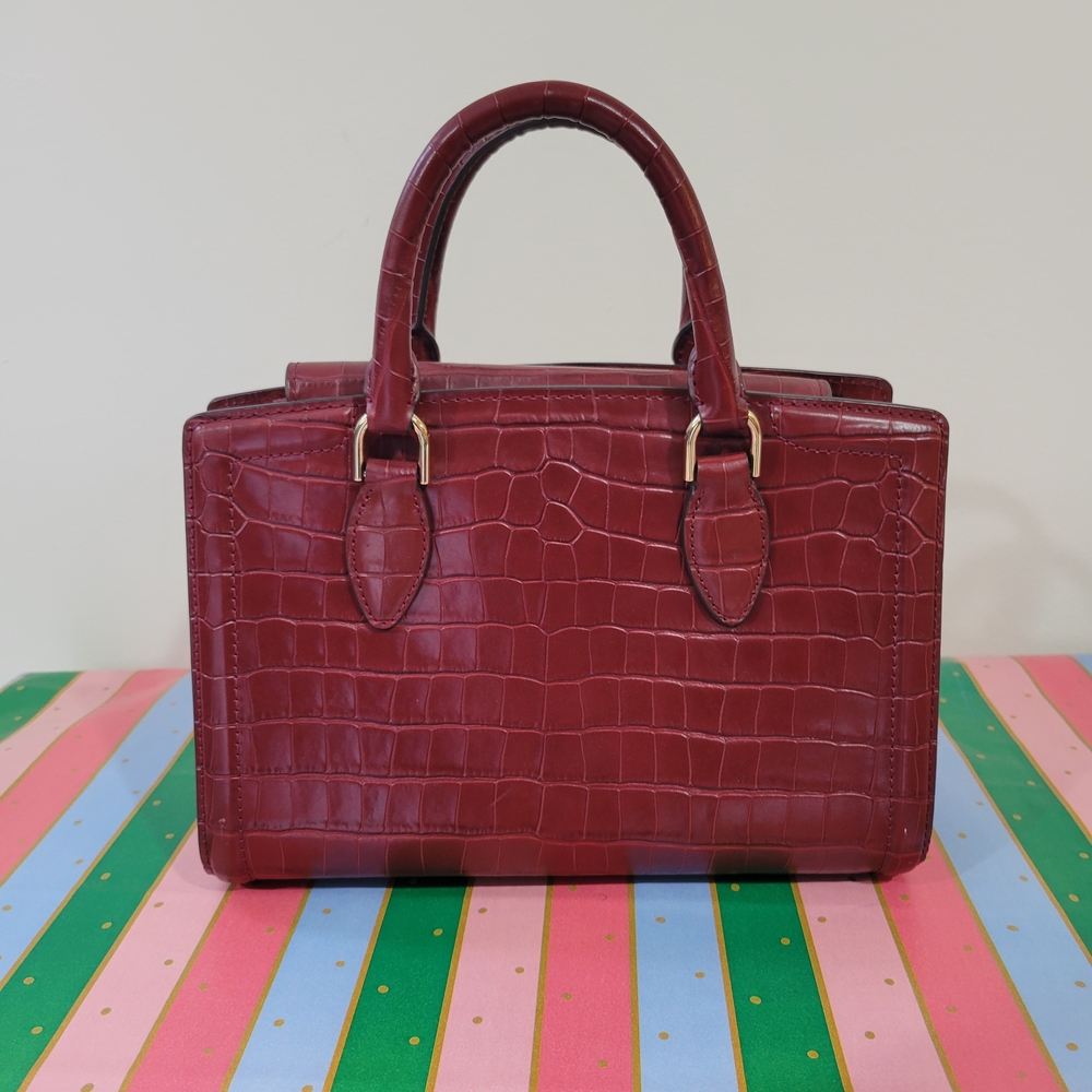 MICHAEL KORS Burgundy Crocodile-Embossed Leather Handbag Gold Hardware NWOT - Picture 5 of 16